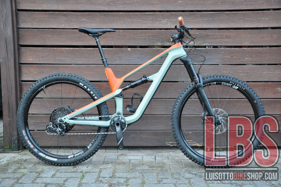 MTB trail enduro Canyon Spectral 27,5 taglia M