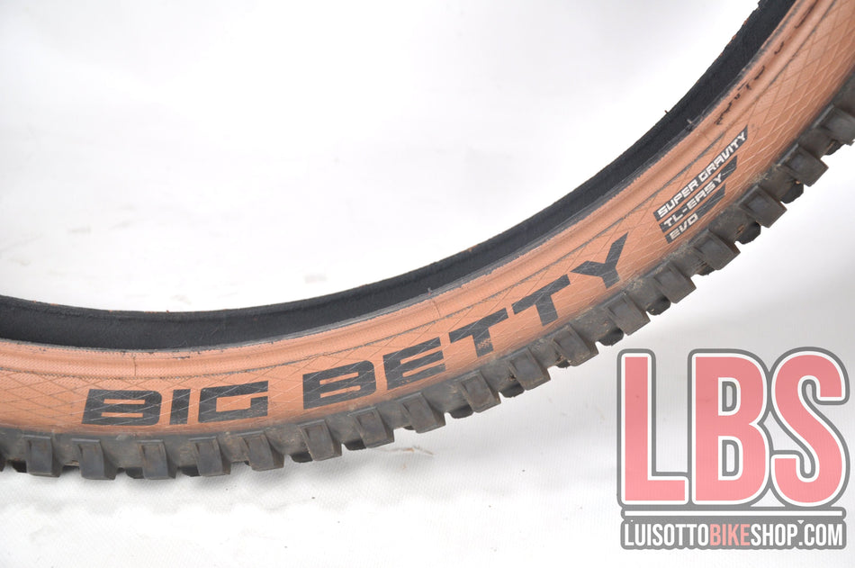 Copertone MTB enduro SCHWALBE  Big Betty 29x2.50 Super Gravity TL easy EVO .